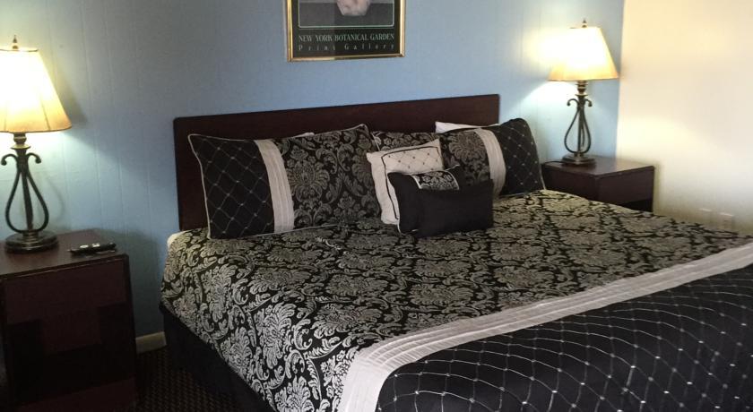 Village Inn Salina Chambre photo